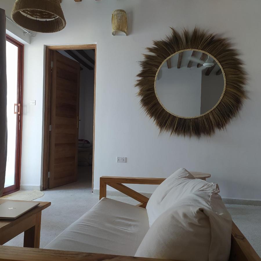 דירות גאמביאני Moyo House מראה חיצוני תמונה